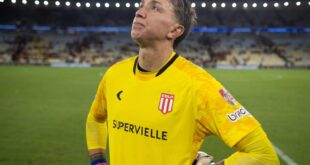 Herói contra o Flamengo, Muslera precisou superar falhas na Copa do Mundo